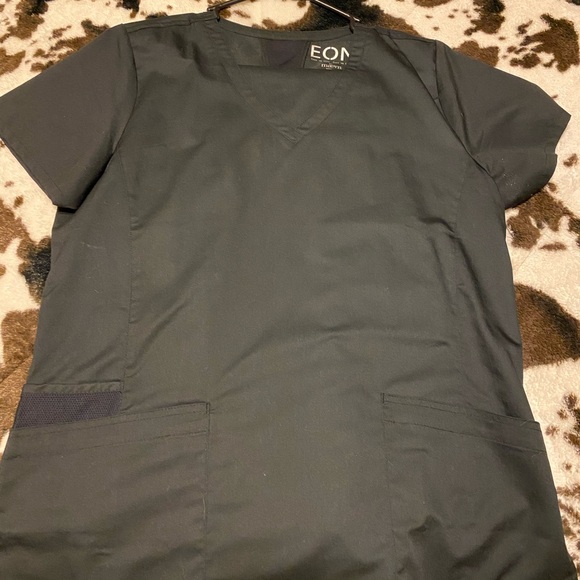 Scrubs - Picture 1 of 4